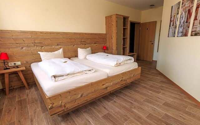 Landhotel Gary