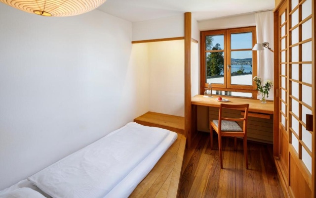 Hotel Schiff — 3-star hotel in Freienbach
