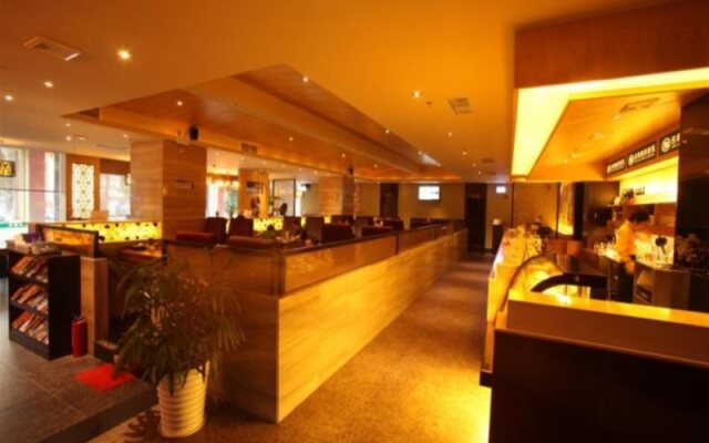 F Hotel