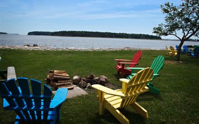 Oak Island Resort & Conference Centre