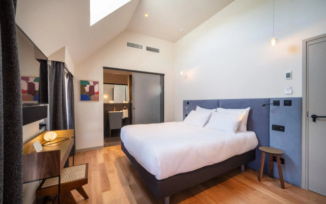 Hebe Hotel