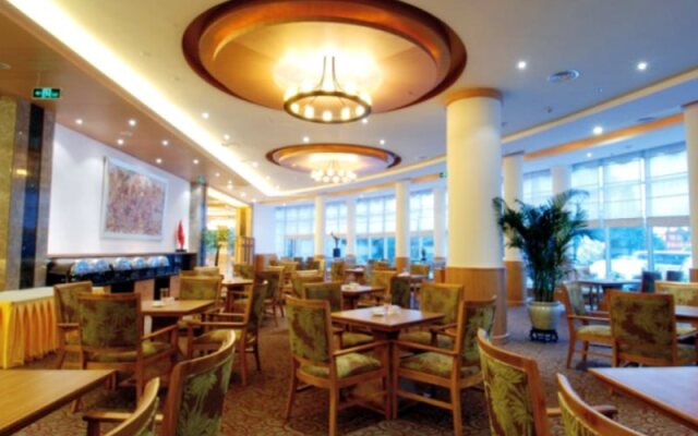 Jinrui Yangguang Hotel Pengzhou