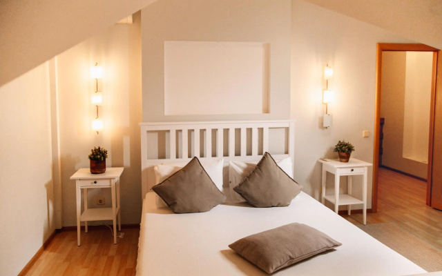 Rezidentsiya Mariya Guest House