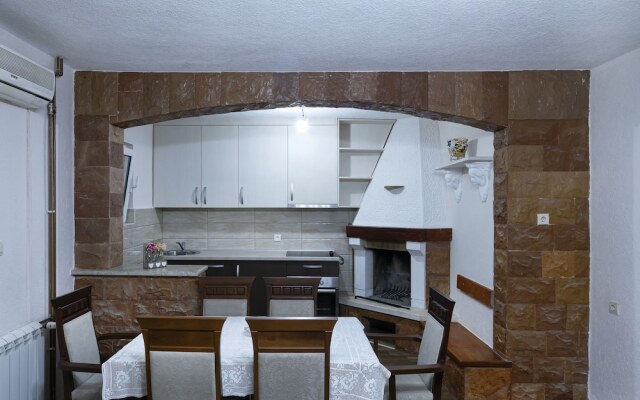 Residence Pejovic