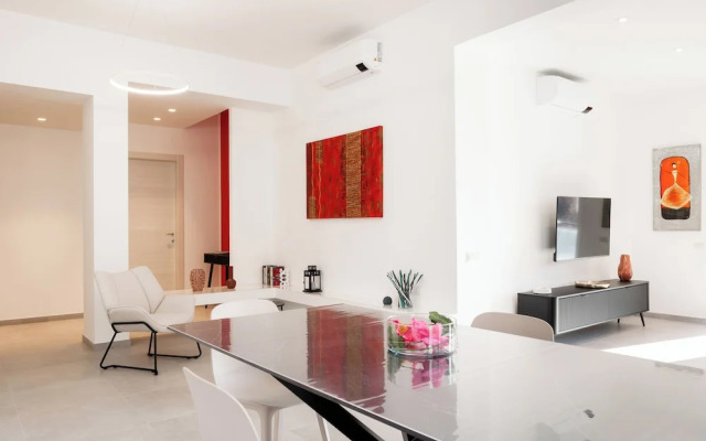 Domus Solis in Rome With 2 Bedrooms and 2 Bathrooms