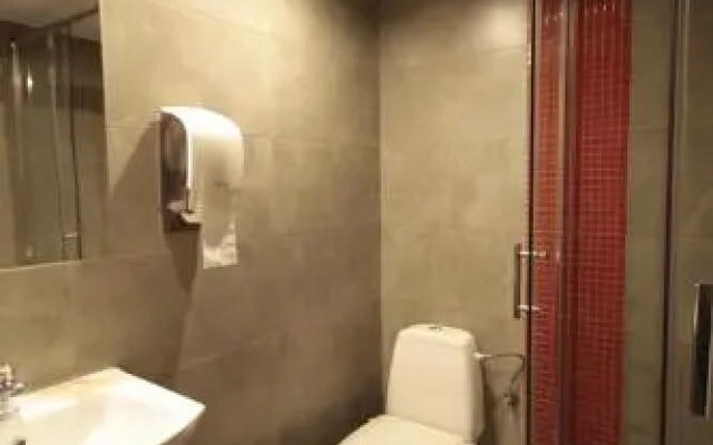 B & B. Mikunda