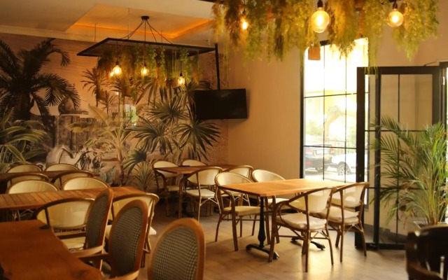 Saray Apart Hotel