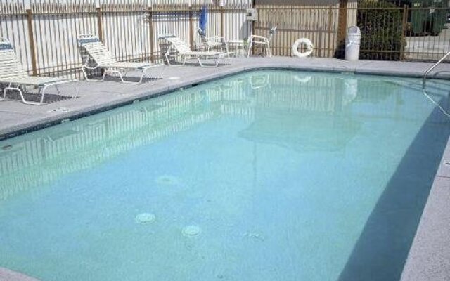 Motel 6 Denham Springs LA