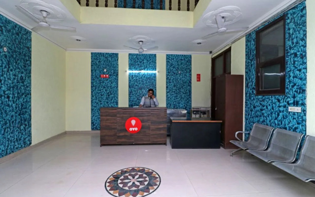 Vashu Residency By OYO Rooms