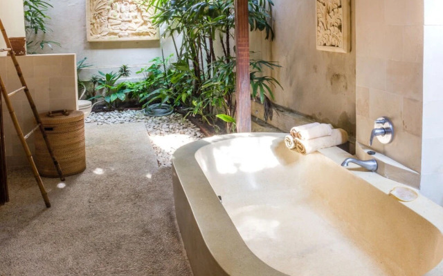 Beautiful Villa With Private Pool, Bali Villa 2051