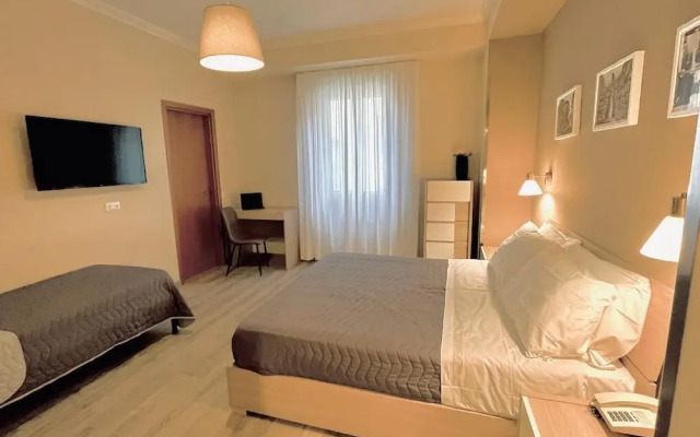 ALBERGO RISTORANTE BELSITO FIUGGI Nhost