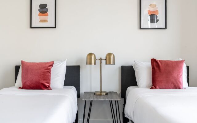 Kasa Alexandria Washington