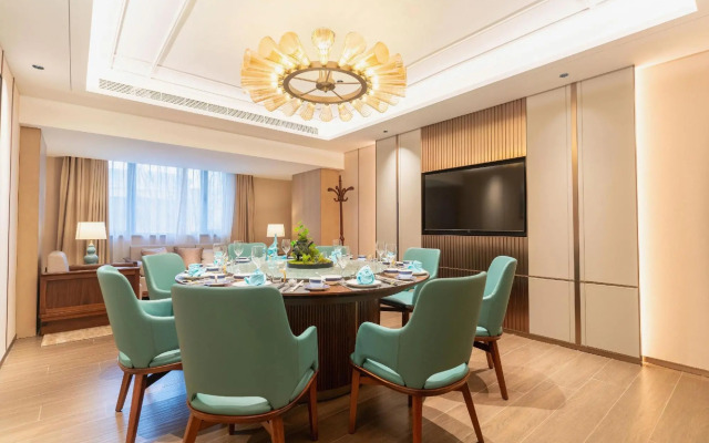 Excemon Xinjiang Yilite Hotel