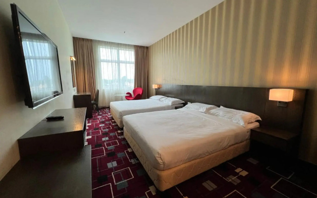 SSL Traders Hotel