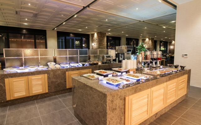 Golden Tulip Ever Yongin Hotel
