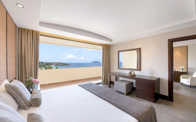 Porto Carras Meliton Hotel