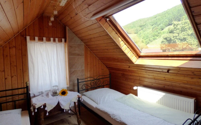 Relaxen im alten Winzerhaus Fewo OG