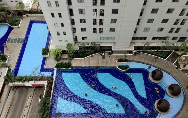 Contemporary 2BR at Bassura City Apartment