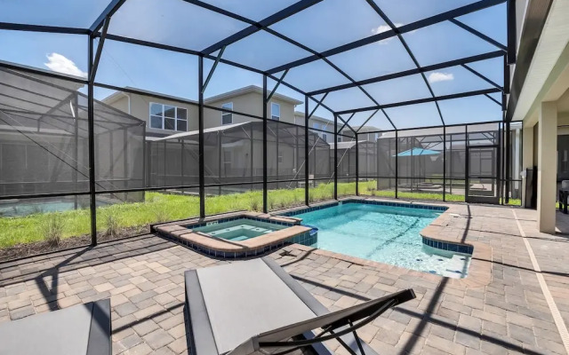 Storey Lake 9 BR Villa with Game Room