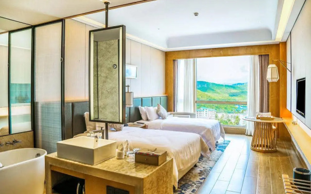 Sanya Harman Hotel