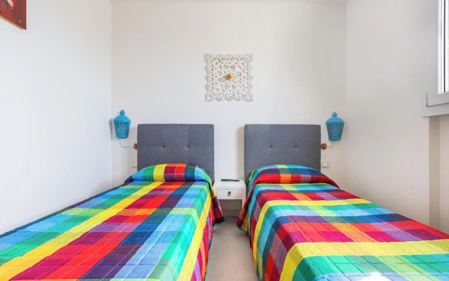 3769 Tenuta La Cornola by Barbarhouse