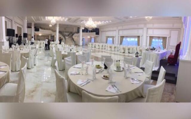 Hotel Theranda