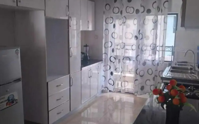 Lux Suites Silver Habor  Apartments