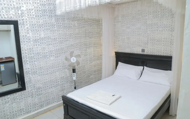 Fuego Hotel