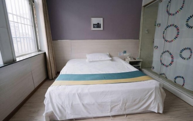 Yibai Hotel (Fengming Jin Street Bus Station) – Guest Rooms – Xuzhou