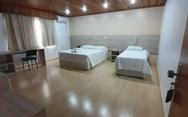 Cristal Executive Hotel