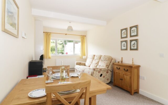 Hollyberry Cottage