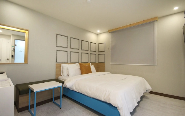 Busan Mandeok Paradia