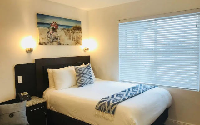 Caribbean Resort Suites