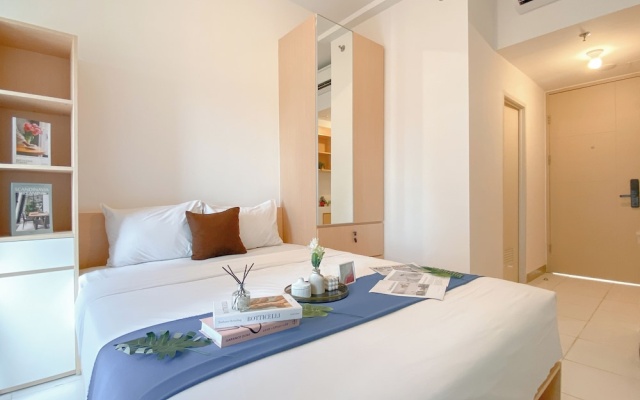Tidy Studio Room At Tokyo Riverside Pik 2 Apartment – Guest Rooms – Jakarta