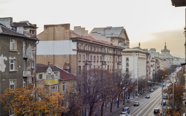 Fm Deluxe 2-Bdr Apartment - Alexander Nevsky View
