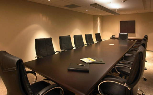 Global Luxury Suites at One Broadway