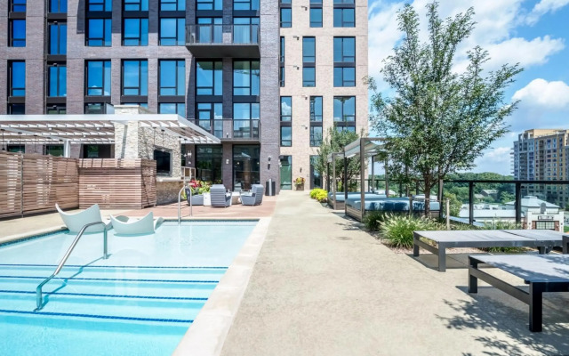 Global Luxury Suites at Reston Town Center