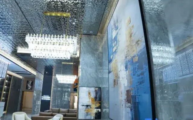Yongning Xintiandi Holiday Hotel