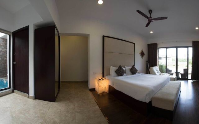 Anora Beach Resort