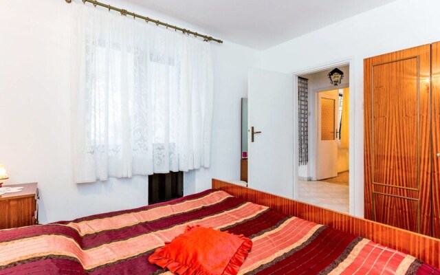 Donata Senj in Senj With 2 Bedrooms and 3 Bathrooms