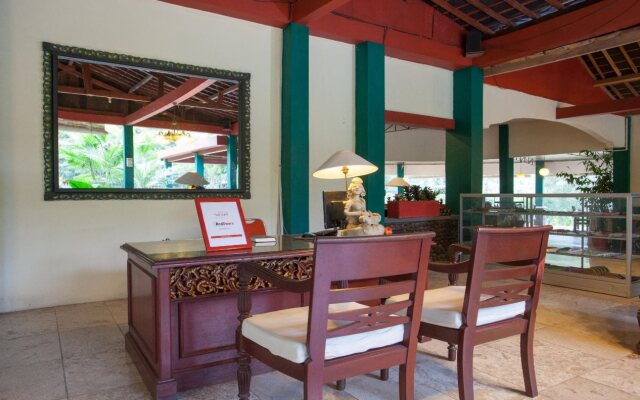 RedDoorz Plus Near Kalibaru Station