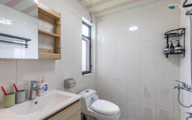 Locals Boutique Apartment Huafa Plaza 29