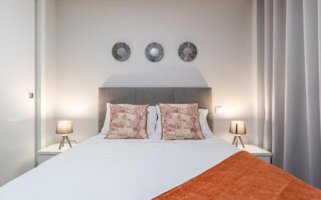 Beatmann Boutique II by Atlantic Holiday