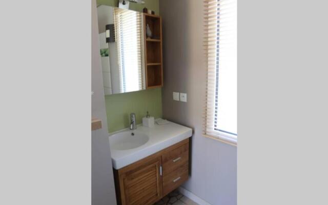 Les Oliviers gîte grand confort au calme