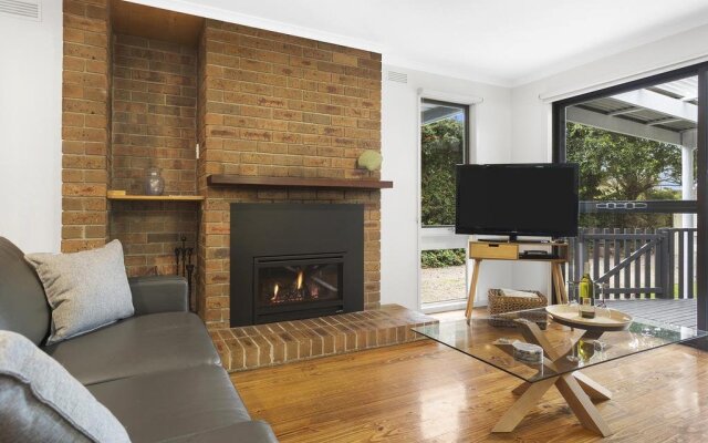 Rest @ Rye Beach House