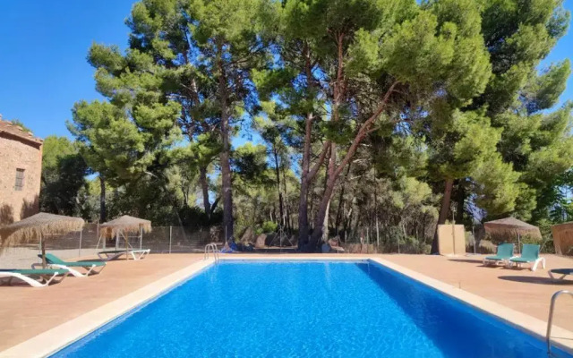 Masia de San Juan - castillo con piscina en plena Sierra Calderona