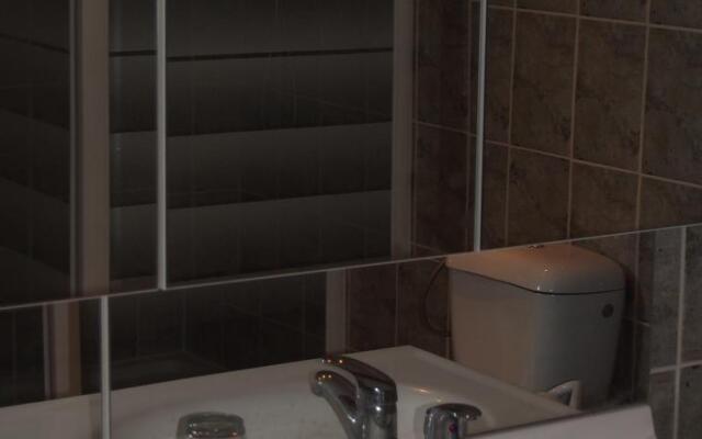 B&B Wide Horizon Farm DCouleurs