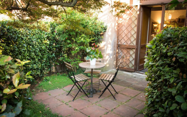 The Palatine Garden II