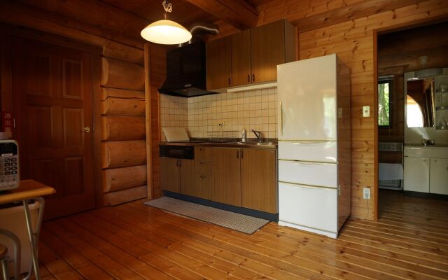 Hakuba Canadian Lodge