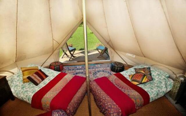 Kits Coty Glamping